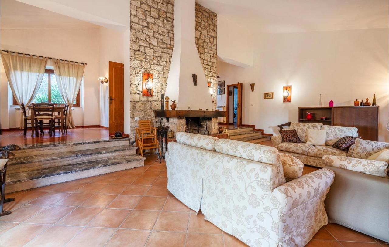 Amazing Home In Saturnia With Wifi Екстериор снимка