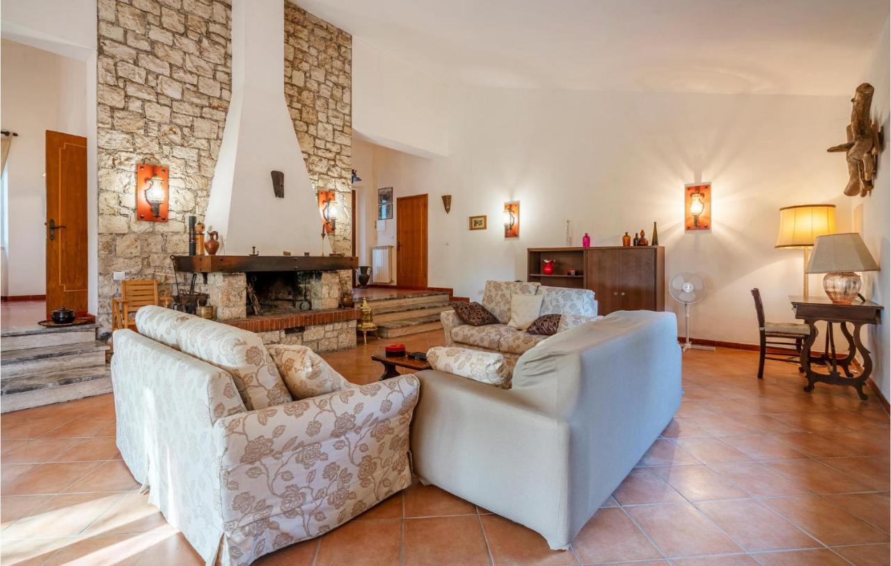 Amazing Home In Saturnia With Wifi Екстериор снимка
