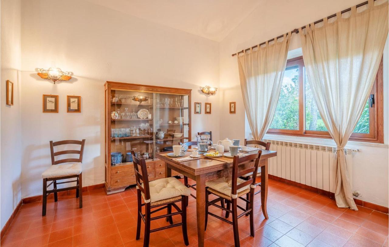 Amazing Home In Saturnia With Wifi Екстериор снимка