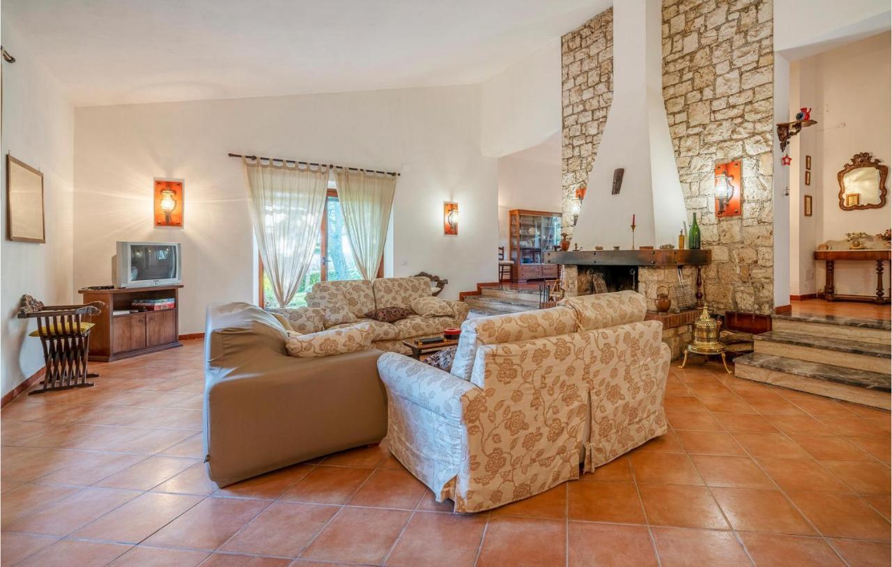 Amazing Home In Saturnia With Wifi Екстериор снимка